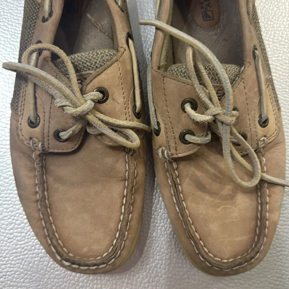 Sperry Women’s Tan Bluefish Boat Shoe.  Sz 6.5